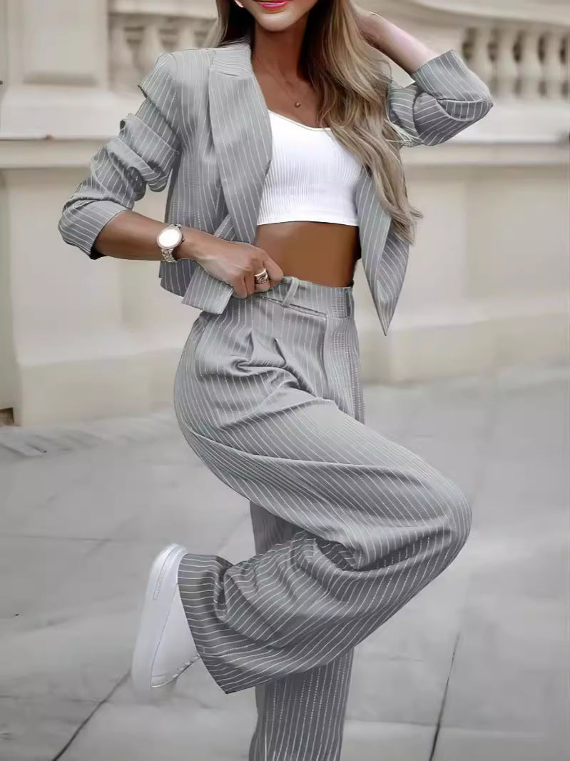 Ensemble tailleur femme rayé - guide des tailles