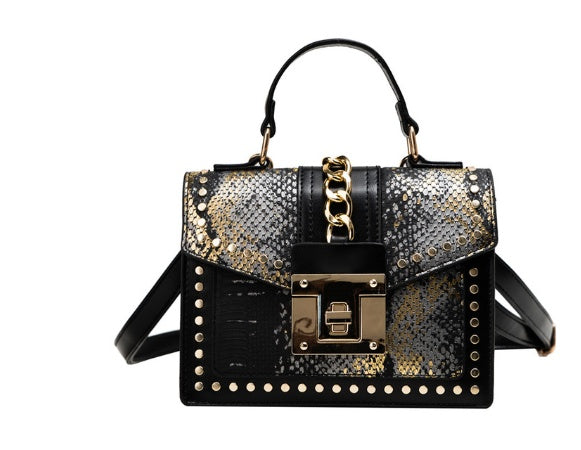 Sac bandoulière femme effet croco - vue 9