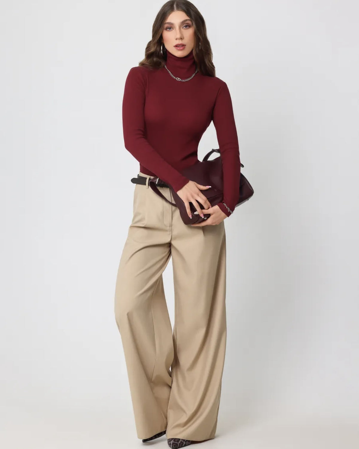 Pull femme col roulé en maille - bordeaux