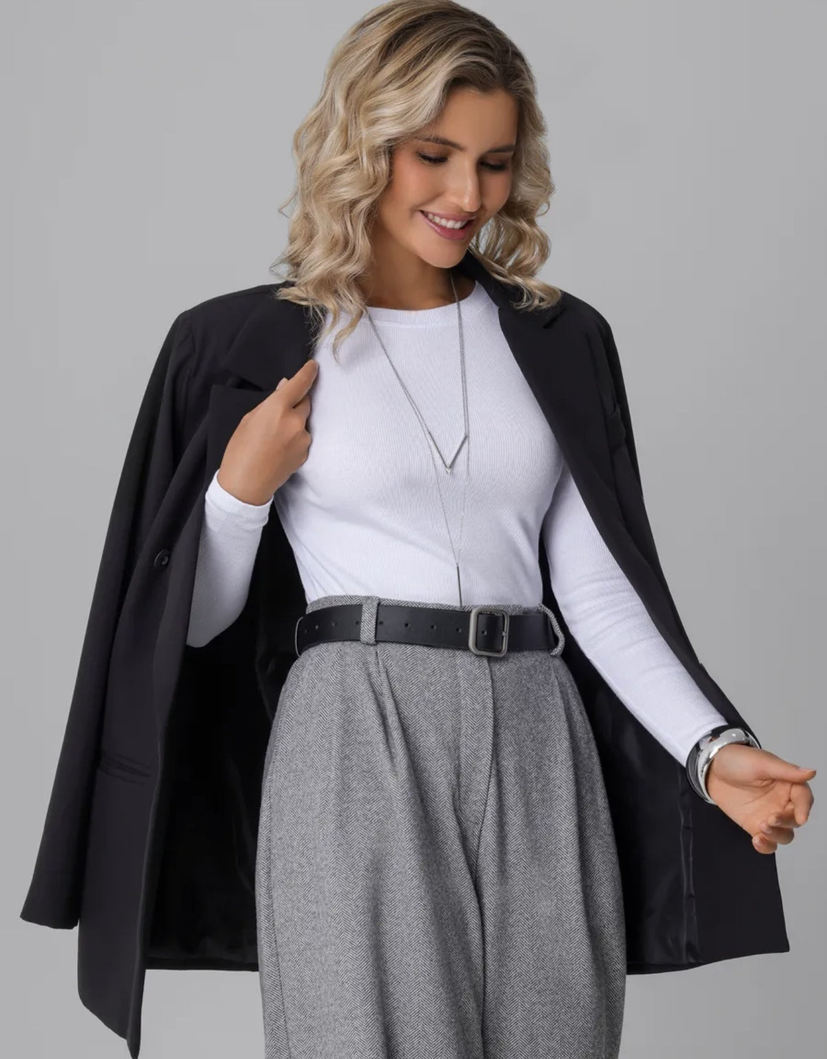 Pull femme col rond en maille côtelée - vue 3